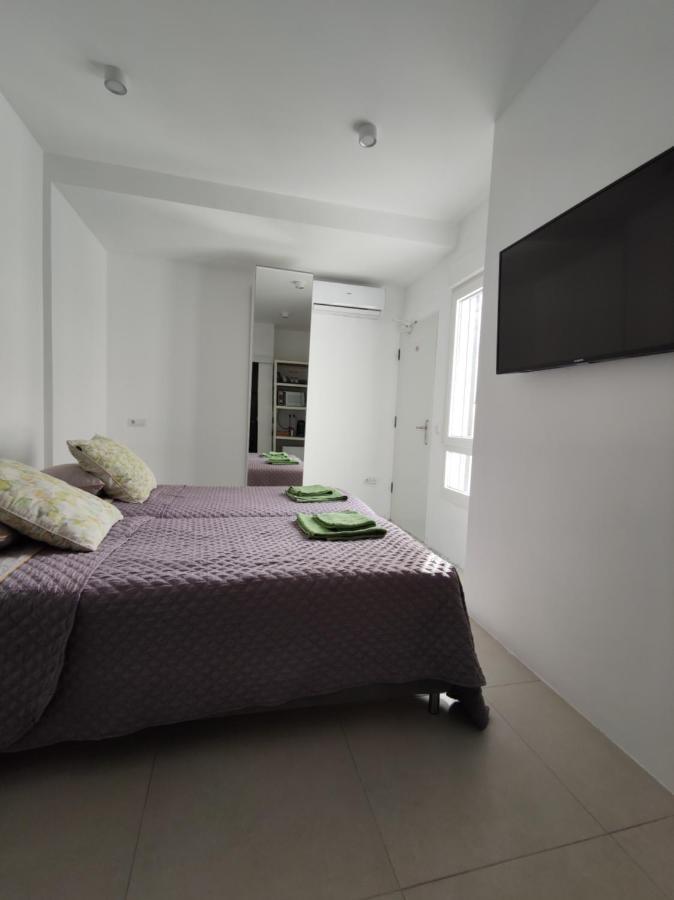 Room Near The Sea มาร์เบยา ภายนอก รูปภาพ